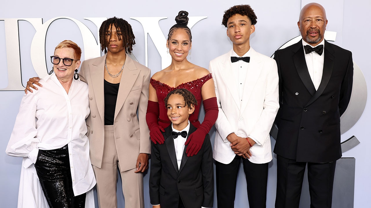 ​Alicia Keys, acompañada por su familia en una noche importante para ella, ¿quién es quién? 