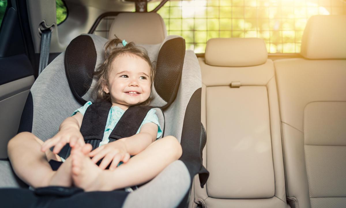 ​El peligro de comprar la silla de auto de tu hijo en un lugar inadecuado 