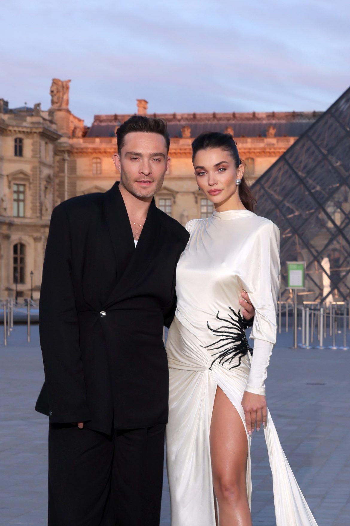 ​La boda amalfitana de Ed Westwick y Amy Jackson: cinco vestidos de novia, una fiesta de pizza, un crucero y un castillo 