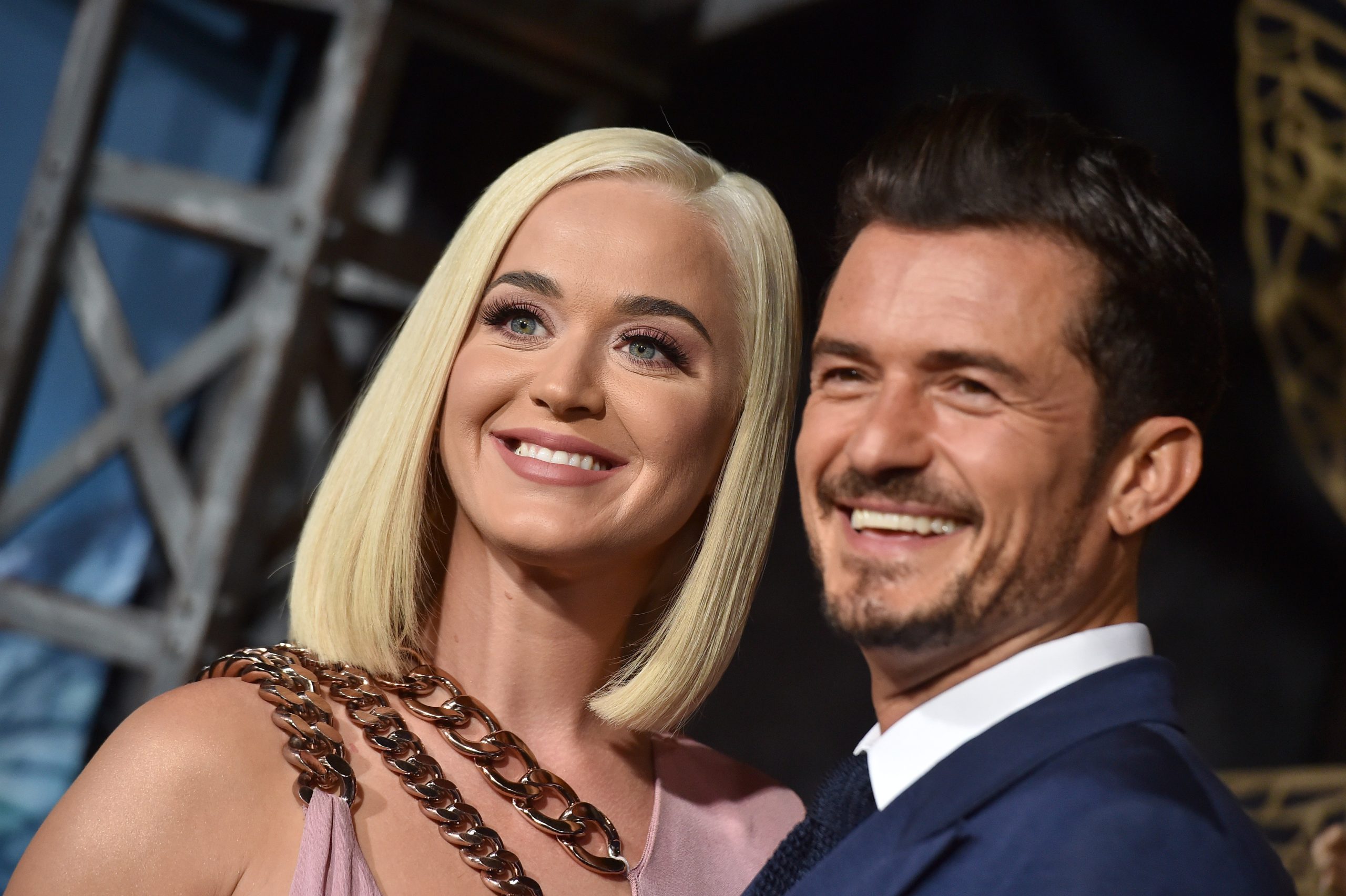 ​Katy Perry: “Si Orlando Bloom lava los platos, le recompenso con sexo” 