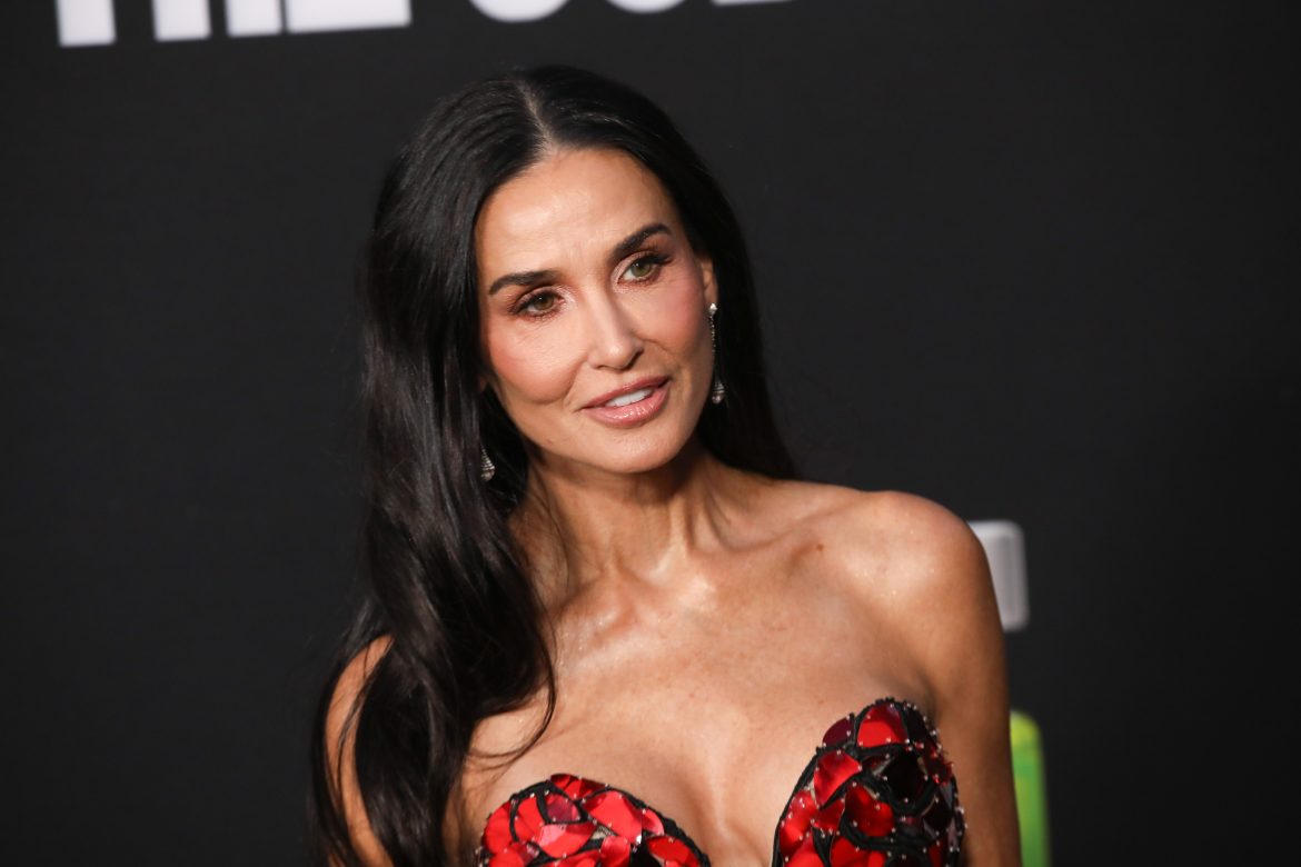 ​»Solía presionarme muchísimo»: Demi Moore revela que recorría más de 90 km al día en bicicleta para adelgazar cuando tuvo a su segunda hija 