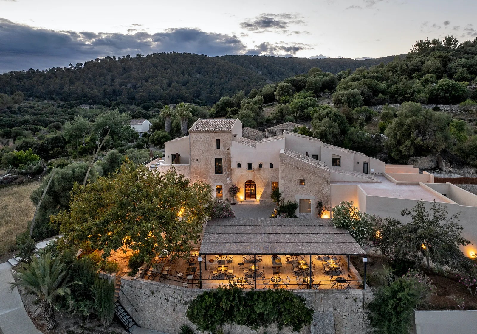 ​El hotel mallorquín de cinco estrellas donde Nacho Aragón y Bea Gimeno han pasado su noche de bodas 