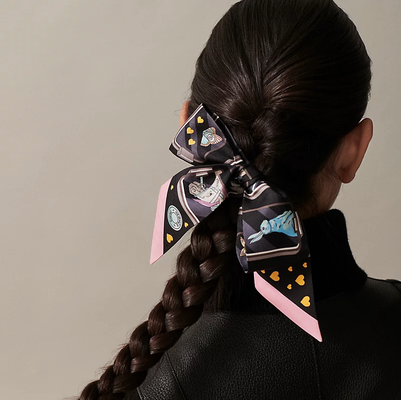 ​Horquillas, diademas y pañuelos: los accesorios para el pelo que serán tendencia en invierno 2024 