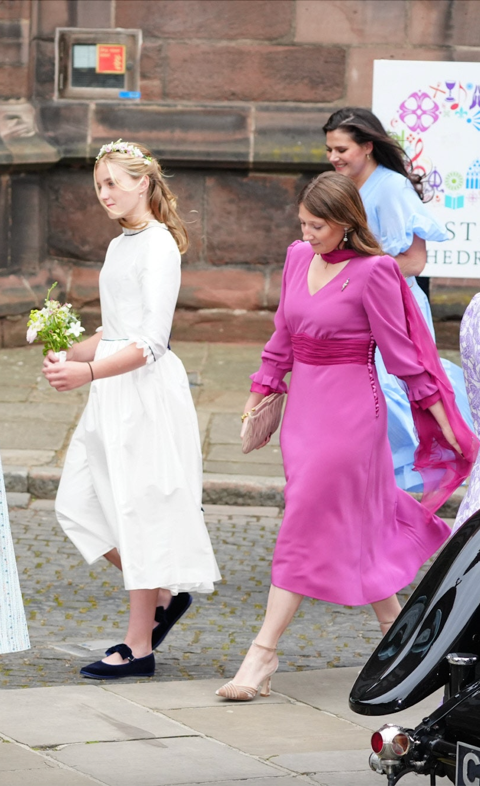 ​La boda de Isabel Rodríguez-Legorburu y Jasper Henson trae a los duques de Westminster hasta Guadalajara 