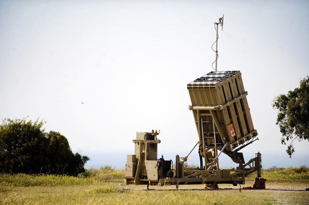 Cúpula de Hierro, Honda de David y Sistema Arrow: la defensa aérea de Israel ante ataques como el de Irán