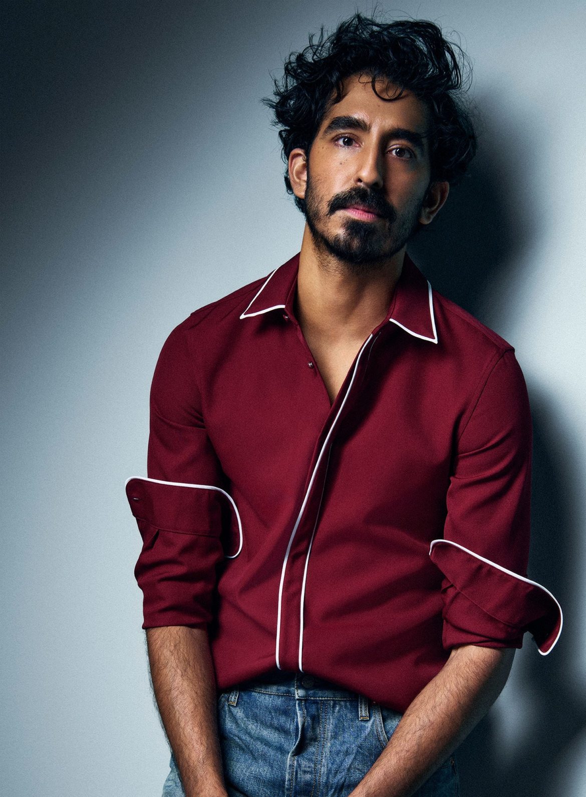 ​Dev Patel: “No tenía ni idea de lo que estaba haciendo cuando me sacaron de la calle para participar en Skins. Si no fuera por ello, no habría hecho Slumdog Millionaire, ni la hija de Danny Boyle sería fan de la serie” 