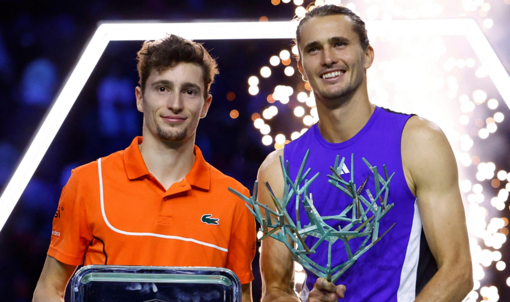 Zverev grita campeón en París y le arrebata el Nº2 a Alcaraz