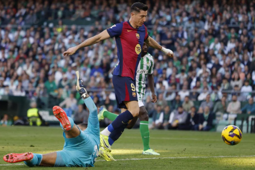 Betis le quita el triunfo de las manos al Barça