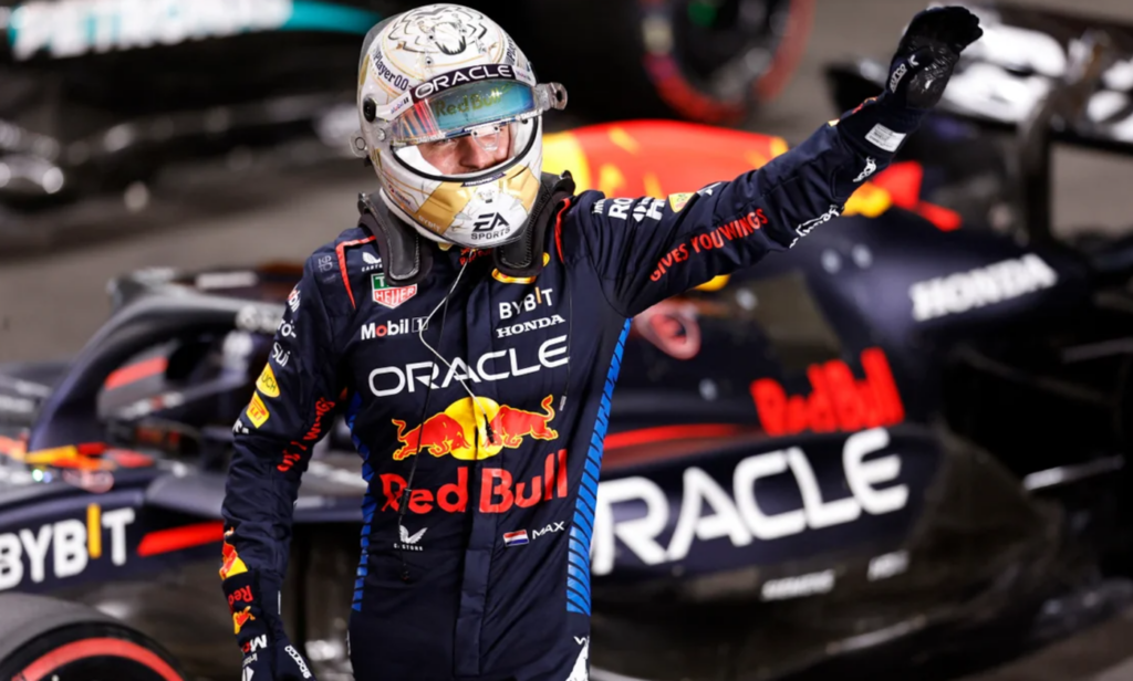 Verstappen celebró su título en un accidentado GP de Qatar