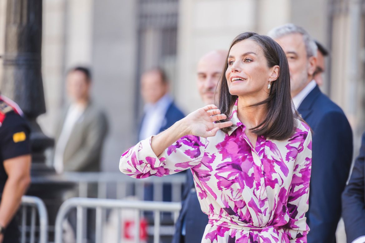 ​Letizia comparte con Victoria Federica esta marca española de bolsos (pero sus modelos favoritos no podrían ser más diferentes) 