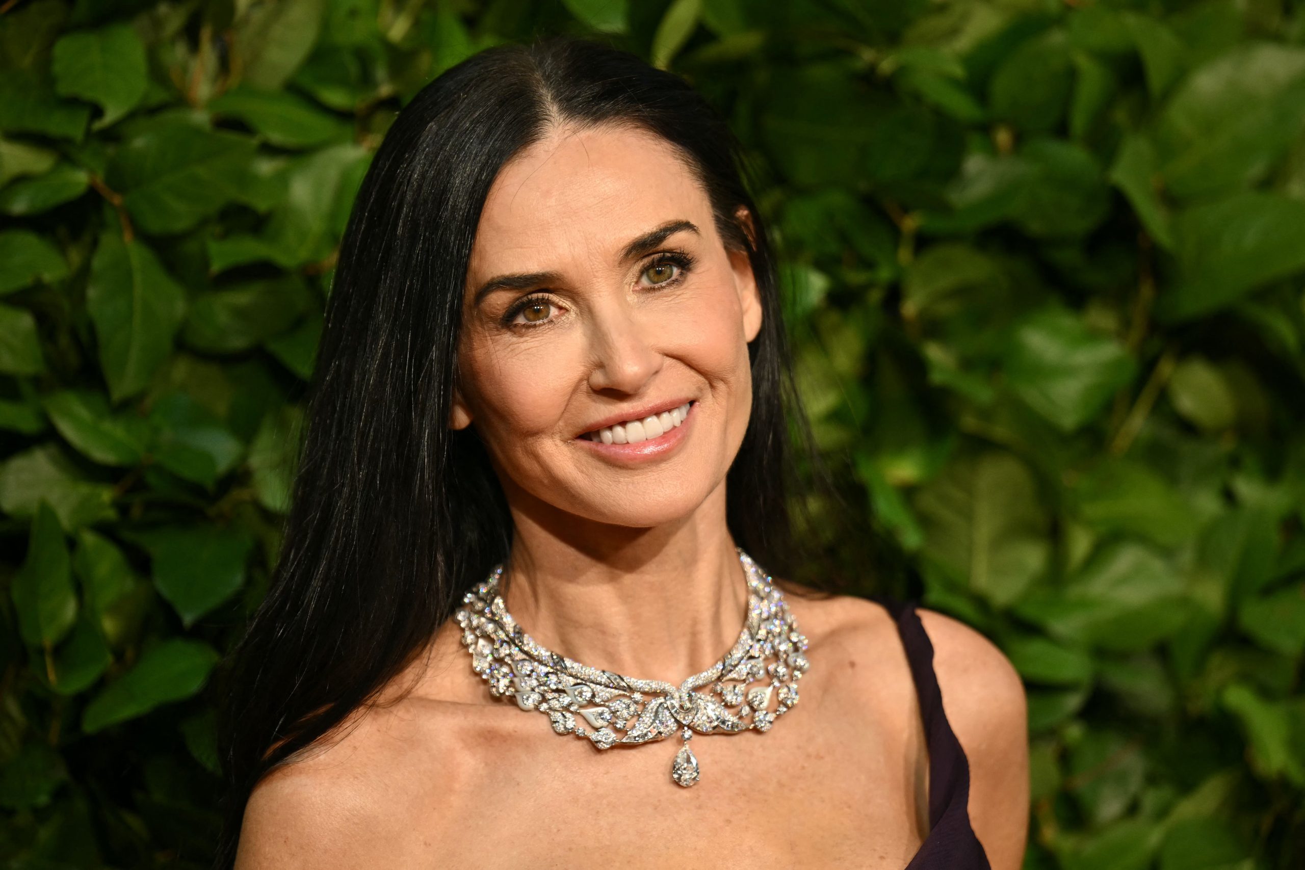 ​Hablamos con Demi Moore minutos después de su nominación al Oscar: “Hemos estado gritando un poco aquí con mis perros y mi hija en FaceTime” 