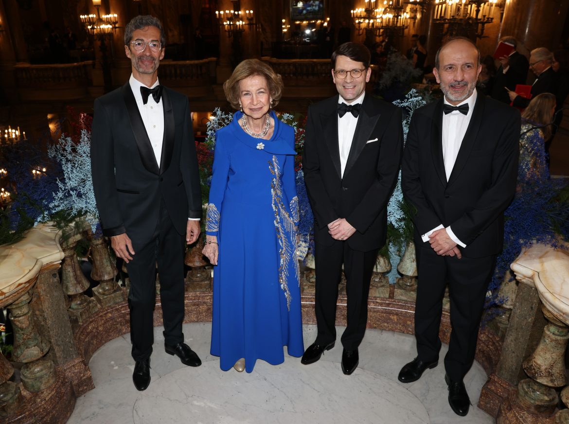 ​La reina Sofía, la estrella del aniversario de la Ópera de París 150 años después de que Isabel II y Alfonso XII asistieran a la gran inauguración 