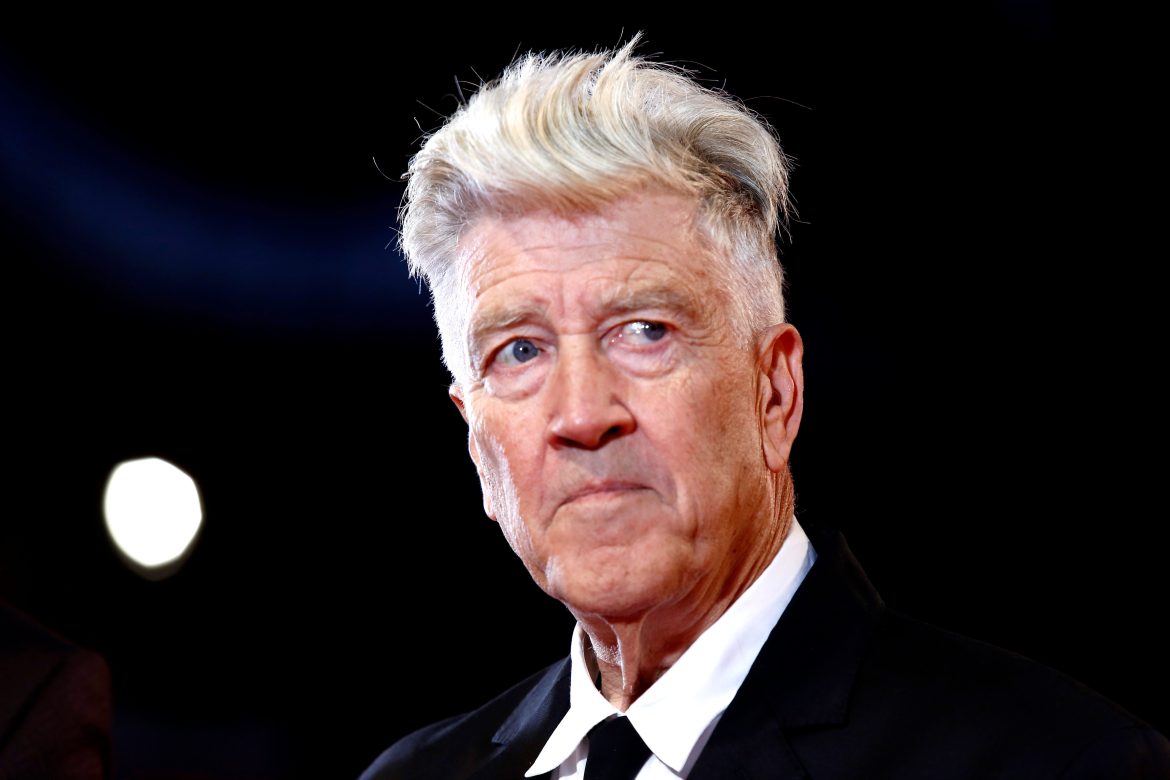 ​Los últimos años de David Lynch: la serie que Netflix canceló por la pandemia, un álbum colaborativo con Chrystabell y sus inclasificables y geniales webseries 