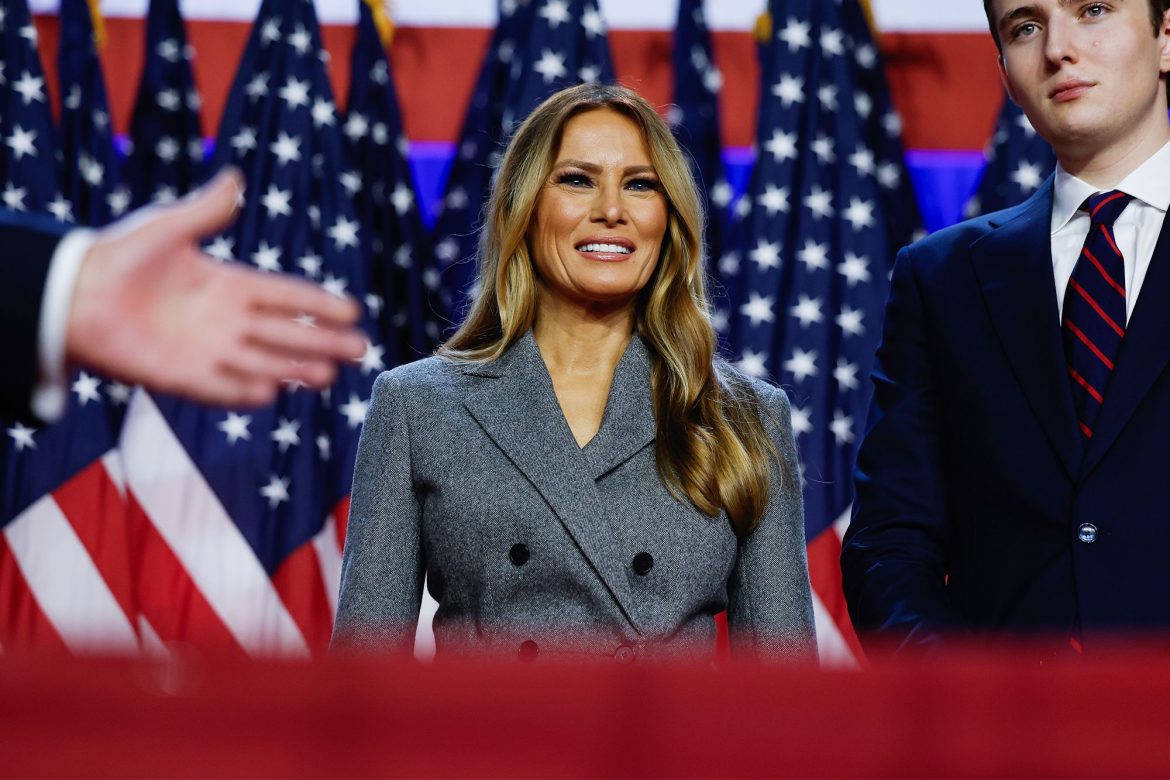 ​La fotógrafa del retrato oficial de Melania Trump: “Su amabilidad e implicación han quedado plasmados» 