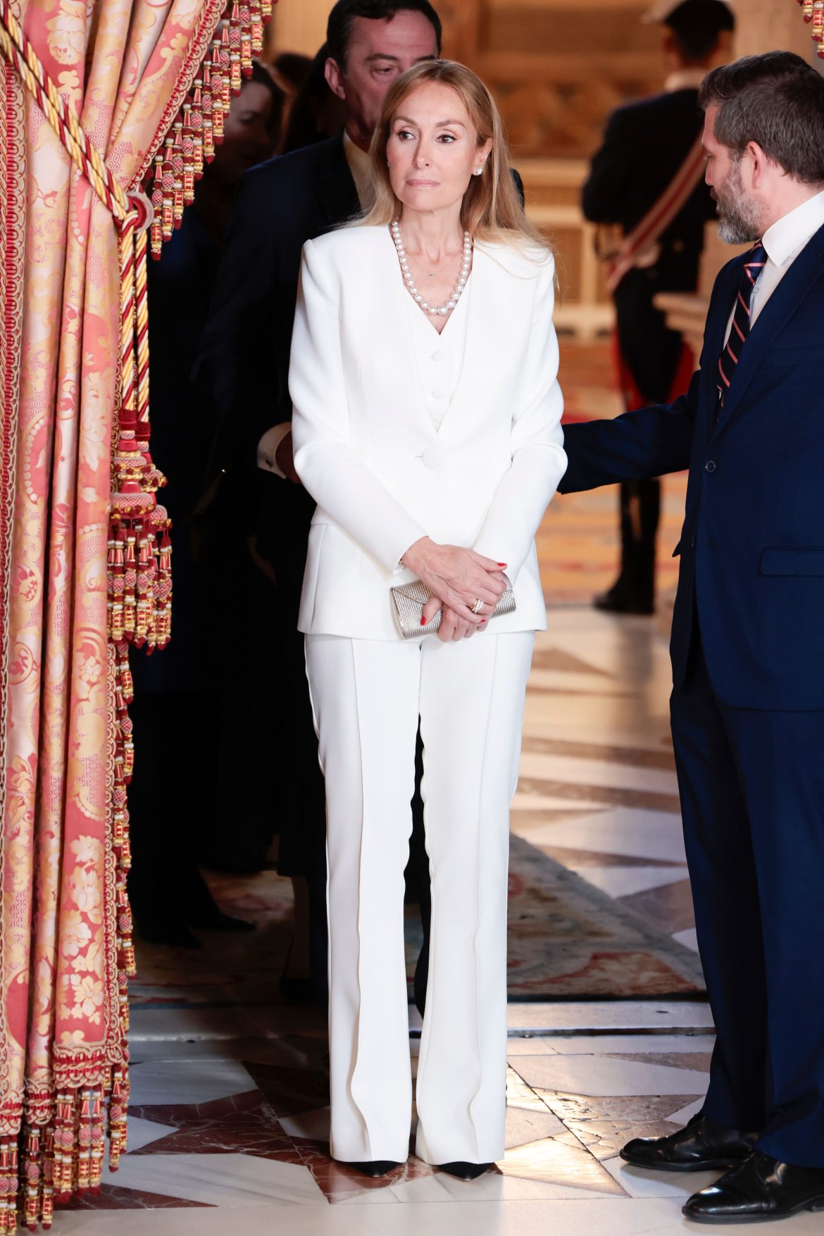 ​Esther Alcocer Koplowitz, una de las invitadas más elegantes al almuerzo en el Palacio Real 