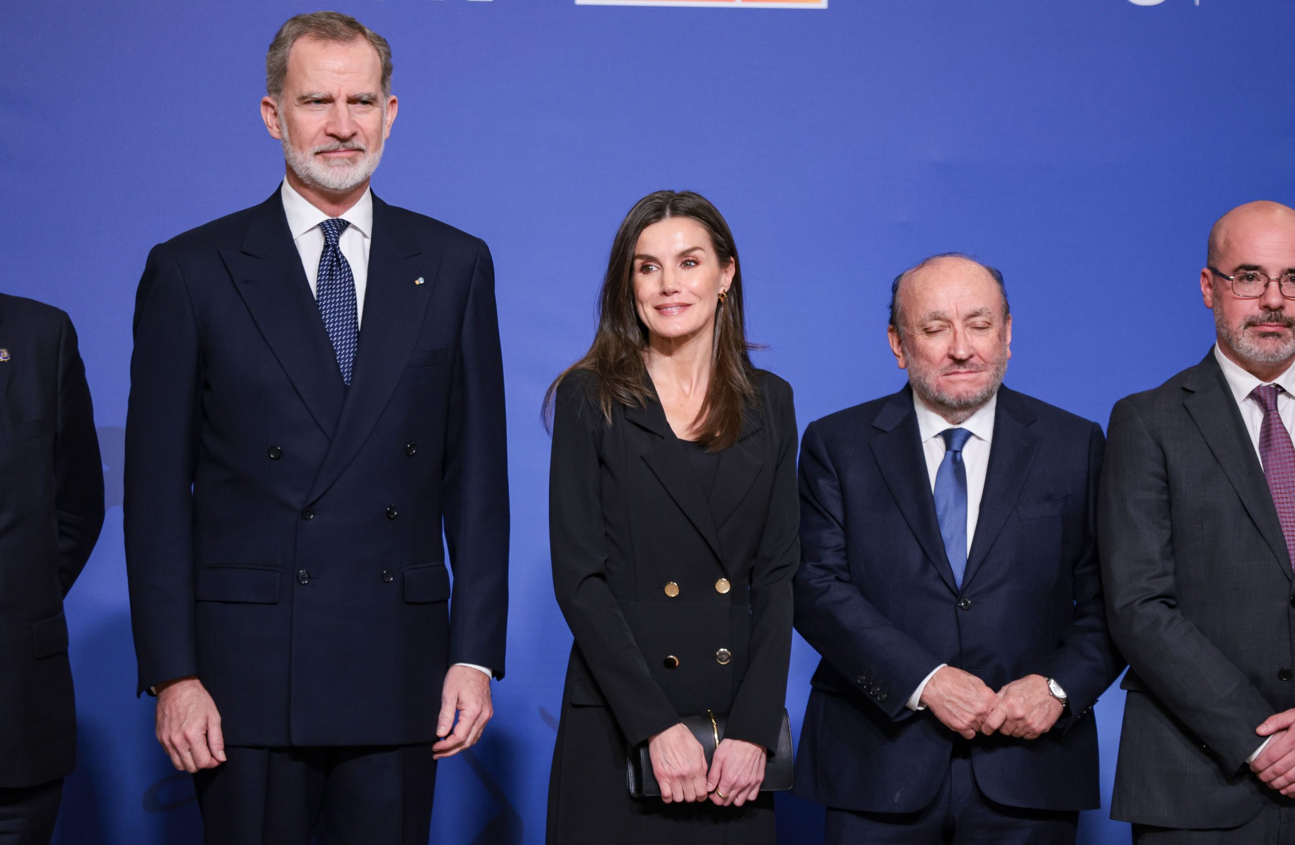 ​Los reyes Felipe y Letizia aplauden las palabras de la productora de La infiltrada en los Goya en el tradicional concierto en memoria de las víctimas del terrorismo 