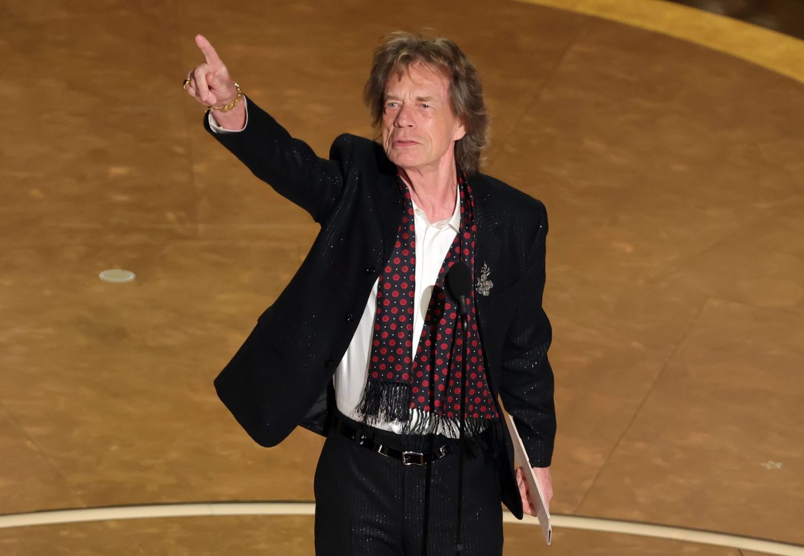 ​La broma de Mick Jagger sobre su edad al presentar un Oscar 