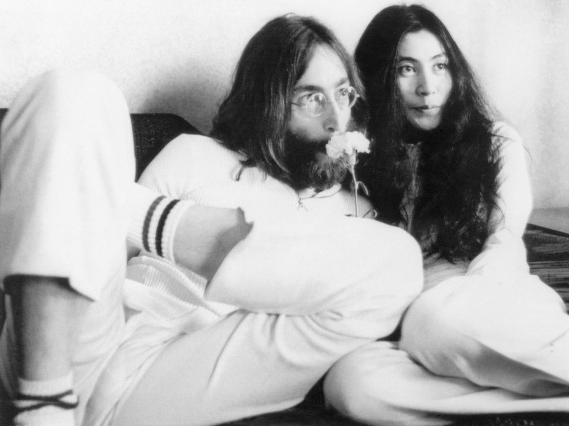 ​“Siempre ha habido un vacío en mi corazón”: Yoko Ono y la hija con la que no tuvo contacto durante 23 años 