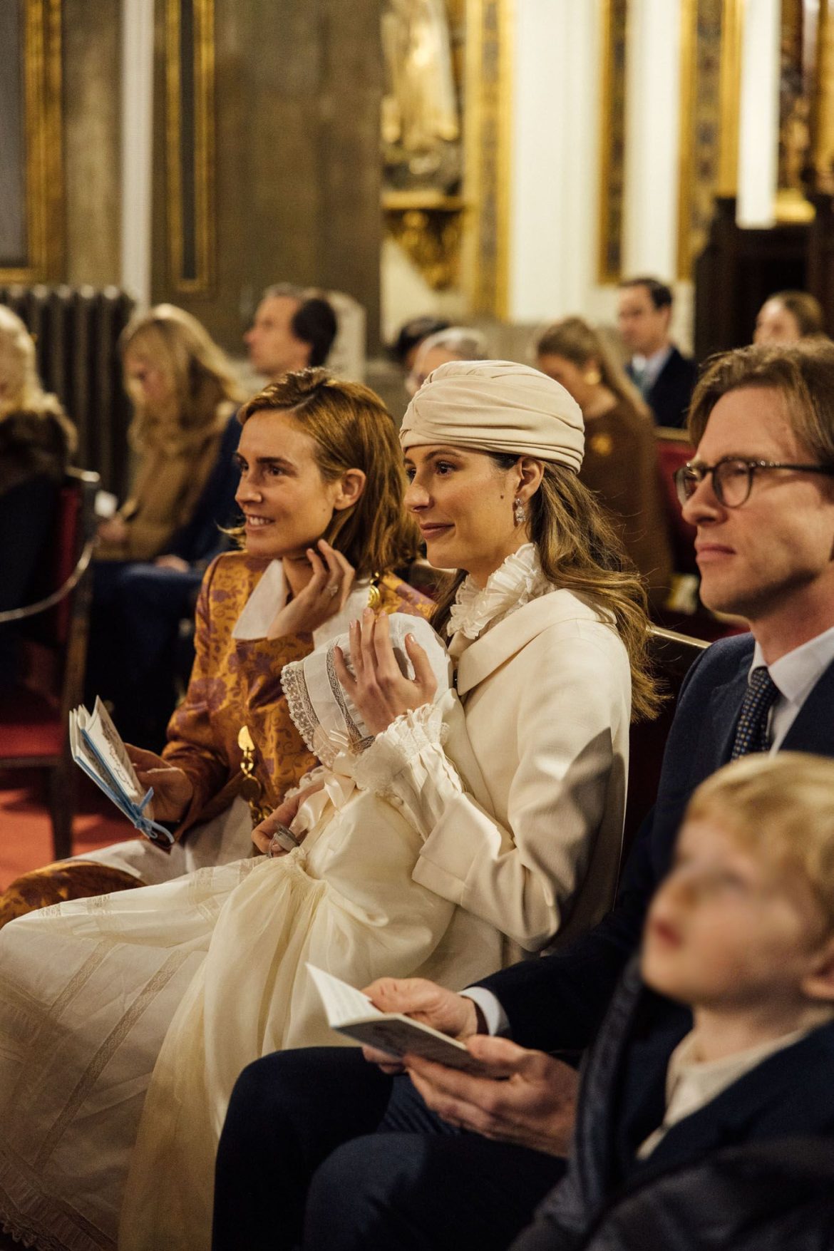 ​Así fue el bautizo del hijo de María de la Orden: vestido de Valentino con turbante, capa de cristianar con historia familiar y Blanca Miró como madrina (con un espectacular Dries Van Noten) 