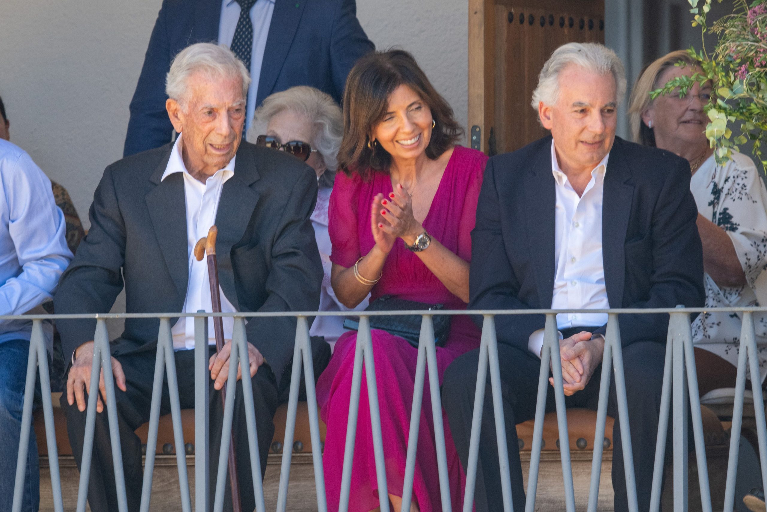 ​Álvaro Vargas Llosa, un matrimonio de más de dos décadas, tres hijos y una ruptura reciente con una traductora libanesa: así es el heredero del título de marqués de Vargas Llosa 