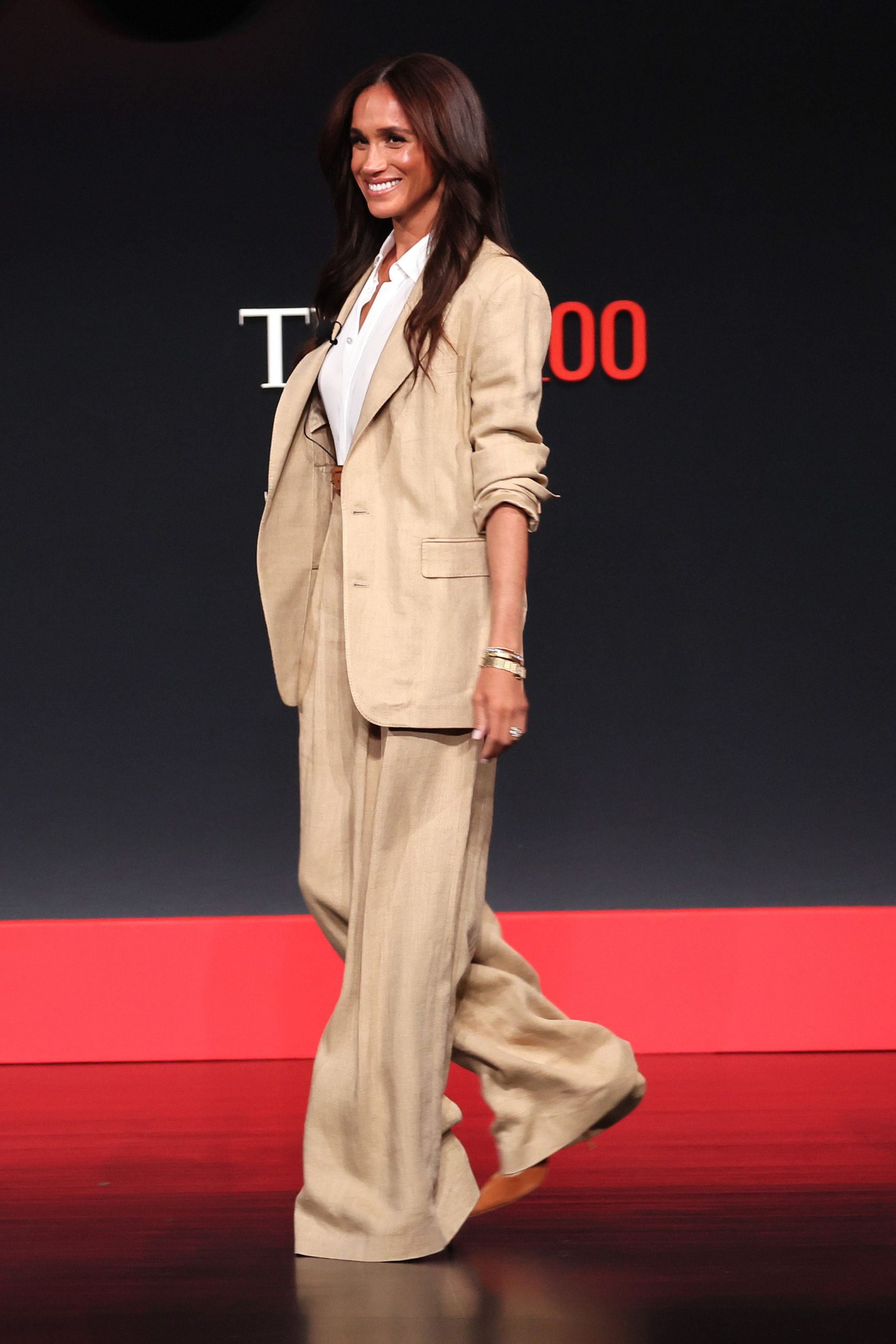 ​Meghan Markle recrea uno de los looks más icónicos de la princesa Diana en la cumbre TIME100 de Nueva York 