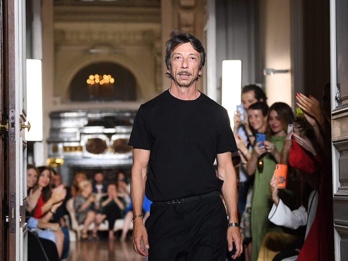 ​Lo que esperamos ver en la nueva etapa de Balenciaga: de Marta Ortega en primera fila a una colección de alta costura completamente en negro, pasando por… ¿un desfile en España? 
