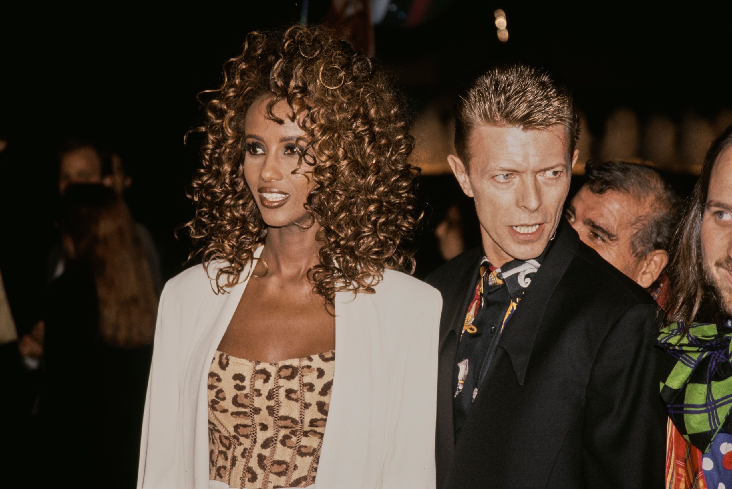 ​El paso adelante de Lexi Jones, hija de David Bowie e Iman: lanza su primer álbum, presenta a su novio (también músico) y se enfrenta (con poemas) al mito de su padre 