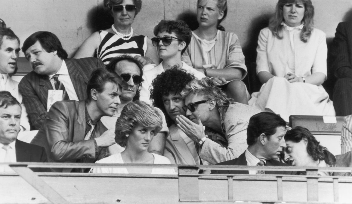 ​La foto de David Bowie y la princesa Diana que hizo saltar las alarmas en el palacio Buckingham 