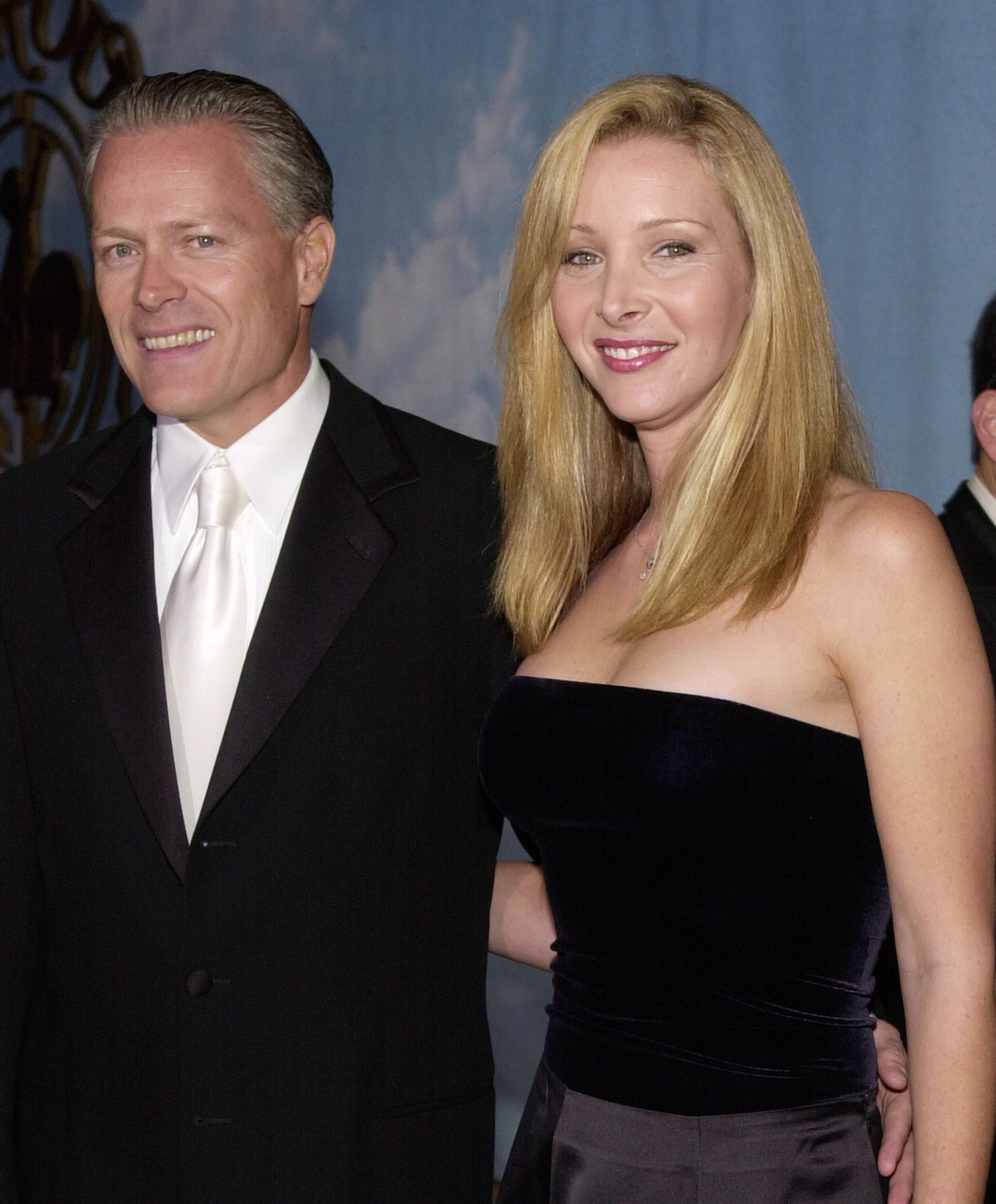 ​"Estamos comprometidos a que nuestro matrimonio funcione”: Lisa Kudrow y Michel Stern, una historia de amor atípica en Hollywood entre la actriz de Friends y “el hombre perfecto” 
