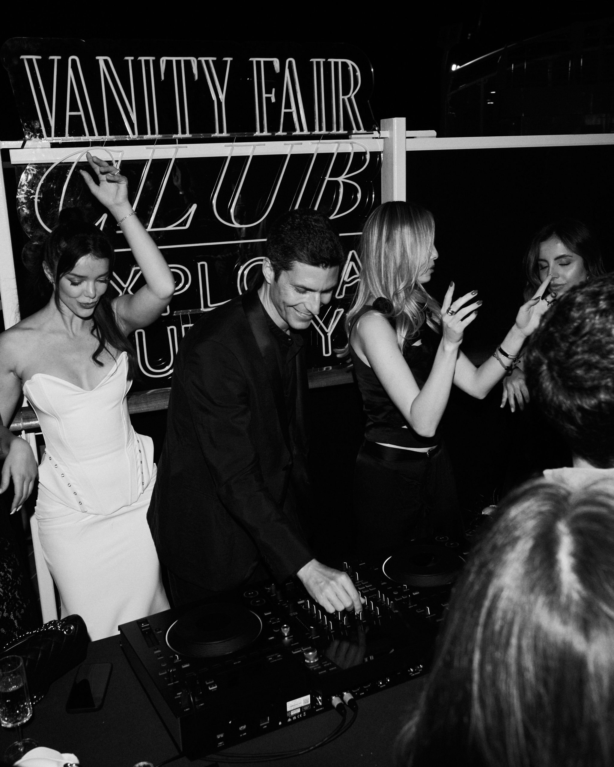 ​Vanity Fair Club y EXPLORA II iluminan el fin de semana del Gran Premio de Mónaco 