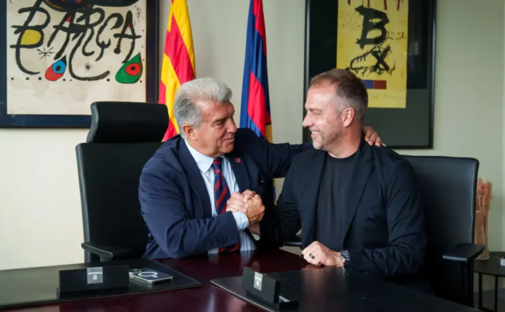 Hansi Flick seguirá en el banquillo del Barcelona hasta 2027