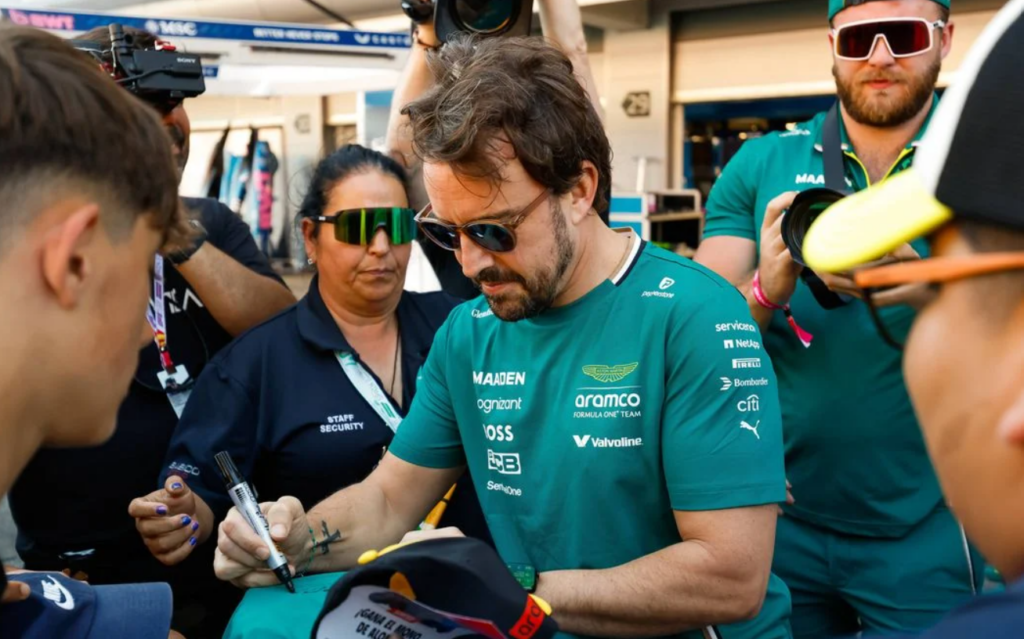 McLaren se impone en Barcelona con Piastri en lo más alto