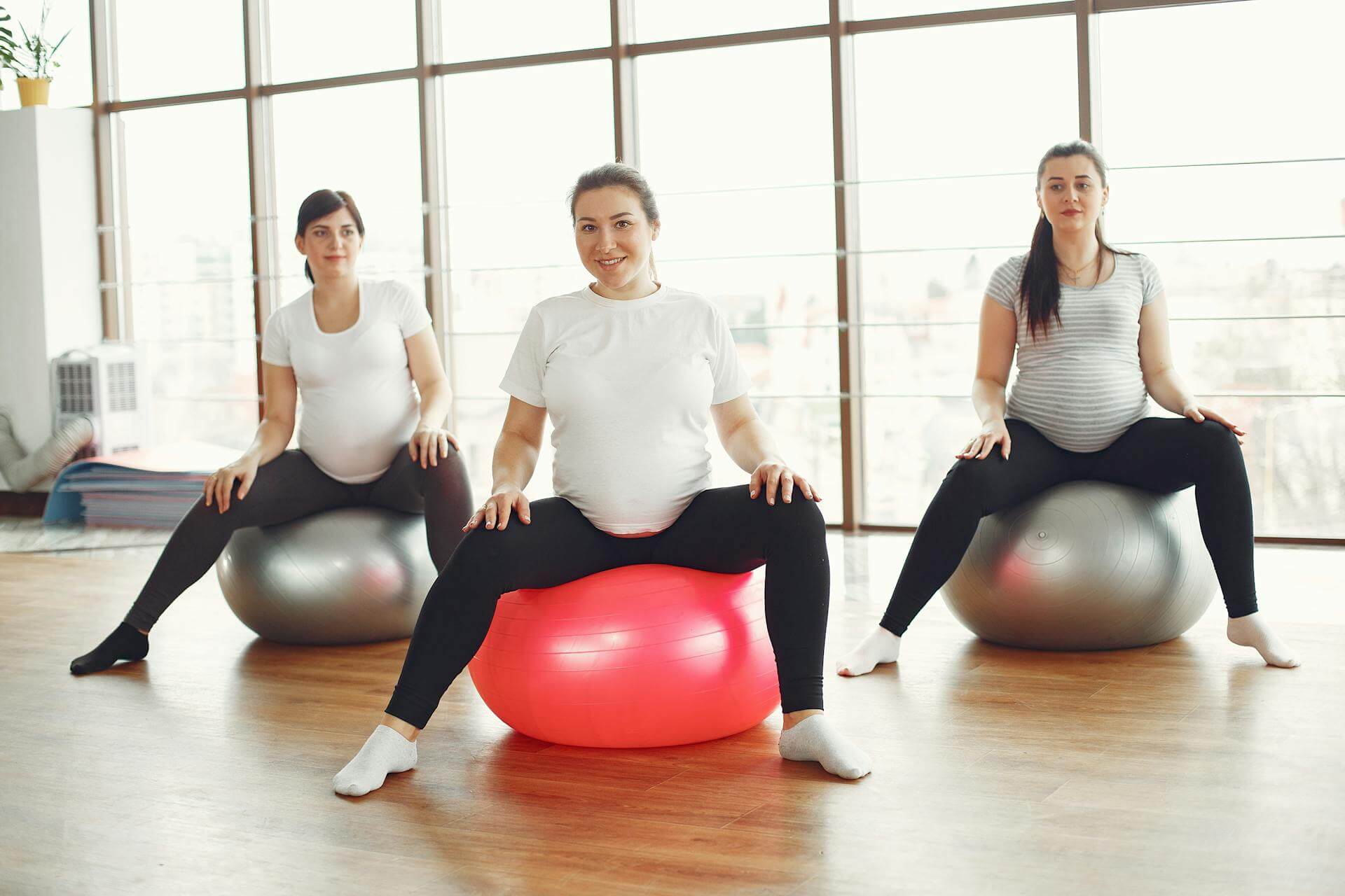 Los mejores ejercicios de pilates para embarazadas