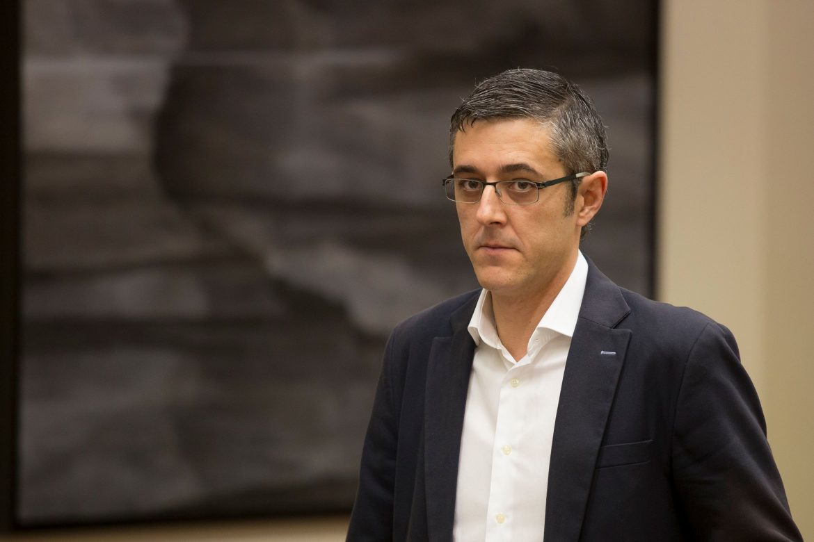 ​El lado personal de Eduardo Madina: fan de Supersubmarina, gran amigo de Borja Sémper y una carrera deportiva truncada tras el terrible atentado sufrido hace 23 años 