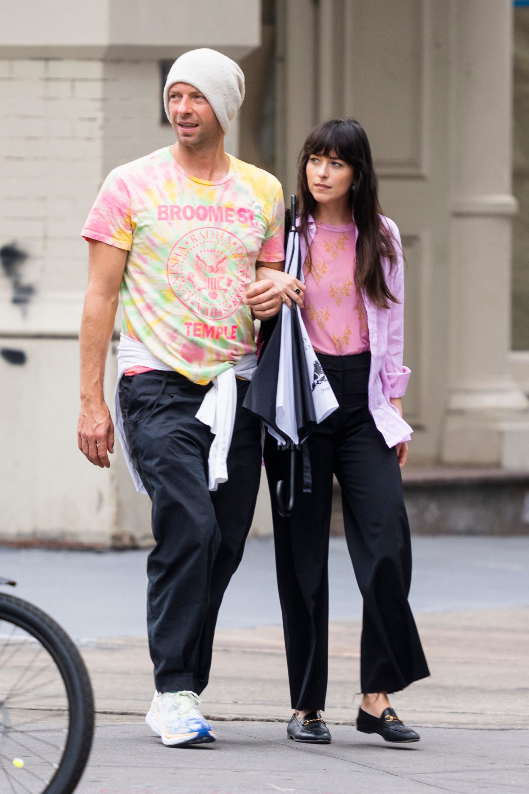 ​“Parece que esta vez es la definitiva”: Dakota Johnson y Chris Martin, ¿fin a su historia de amor? 
