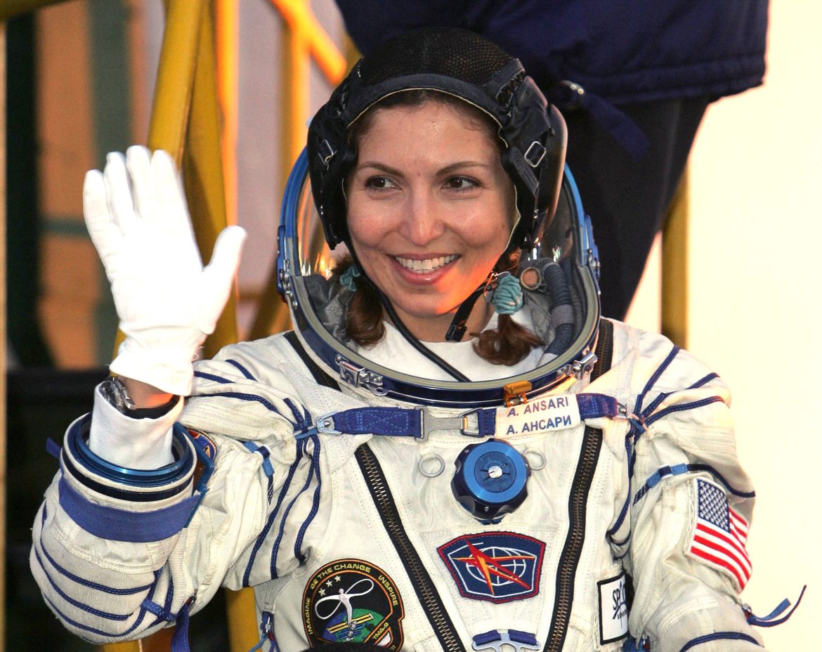 ​Anousheh Ansari, la primera mujer que se pagó su propio viaje al espacio: “No creo que el acceso sea solo para el turismo, debemos usar sus recursos para mejorar la Tierra» 