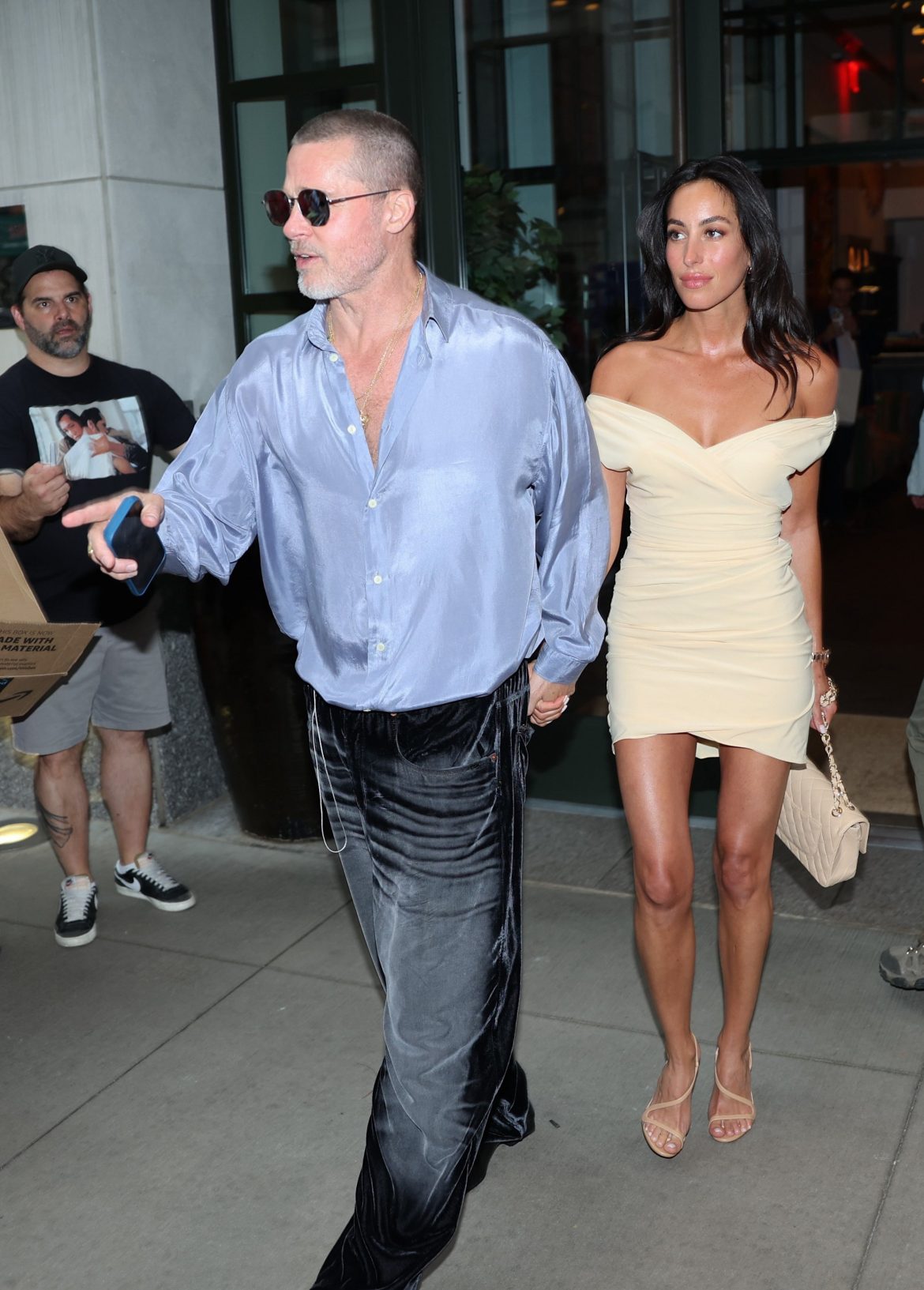 ​Los artífices detrás del nuevo estilo de Brad Pitt: de la revolucionaria Taylor McNeill a su estilista de confianza George Cortina 