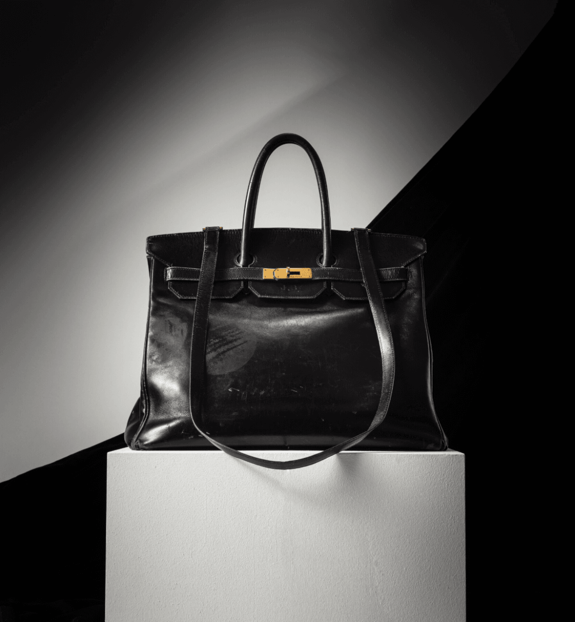 ​El primer bolso Birkin de la historia (que perteneció a Jane Birkin) bate récords: vendido en subasta por 8,6 millones de euros 