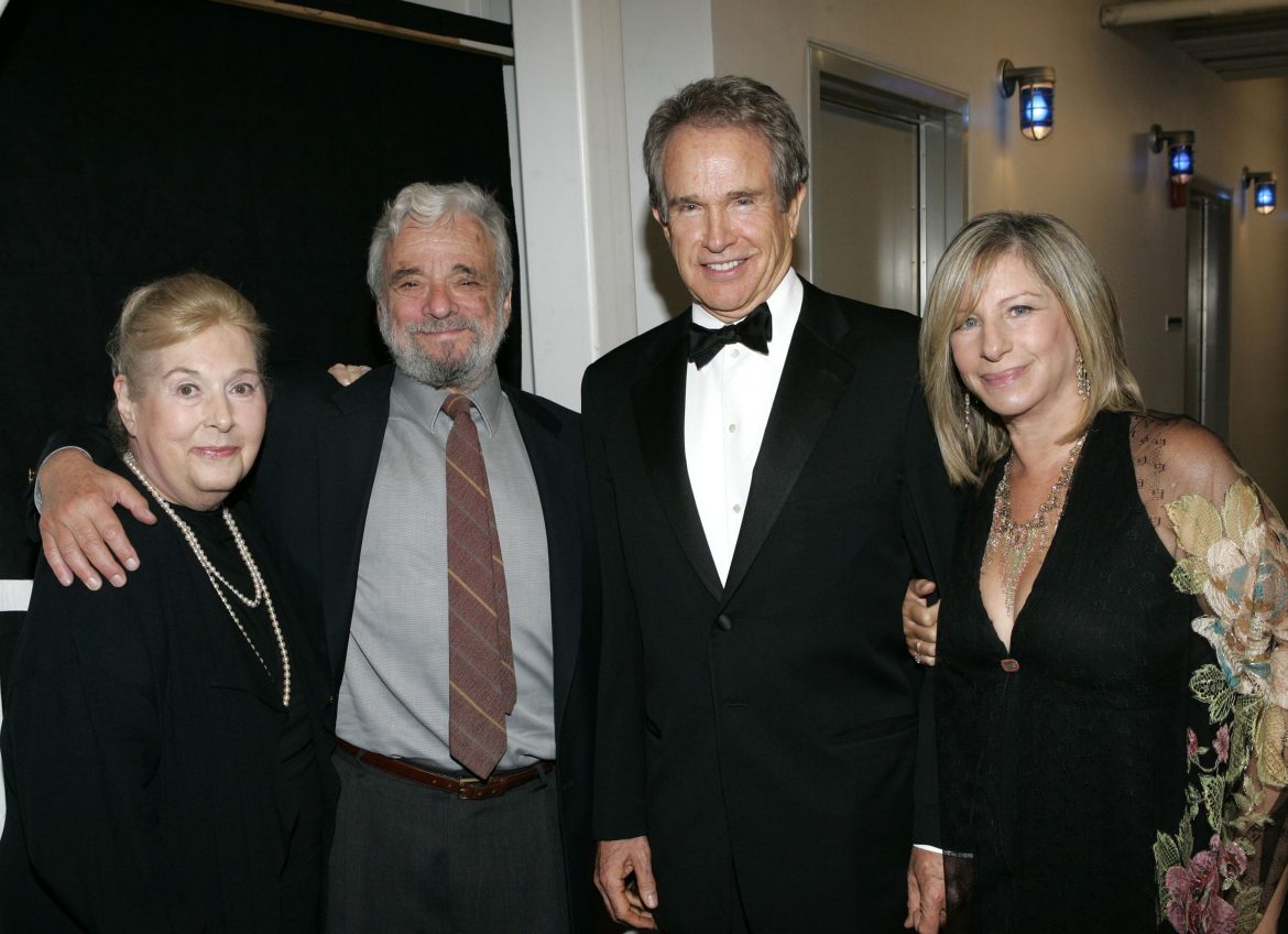 ​Barbra Streisand no recuerda si se acostó con Warren Beatty: “Pero estoy segura de que dormí con él” 