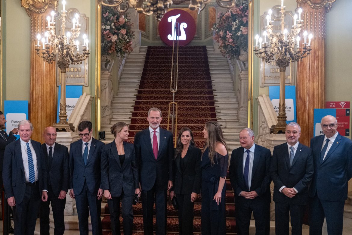 ​Invitados sorpresa y un escenario de lujo: Leonor, los reyes Felipe Letizia y la infanta Sofía entregan los Premios Princesa de Girona 
