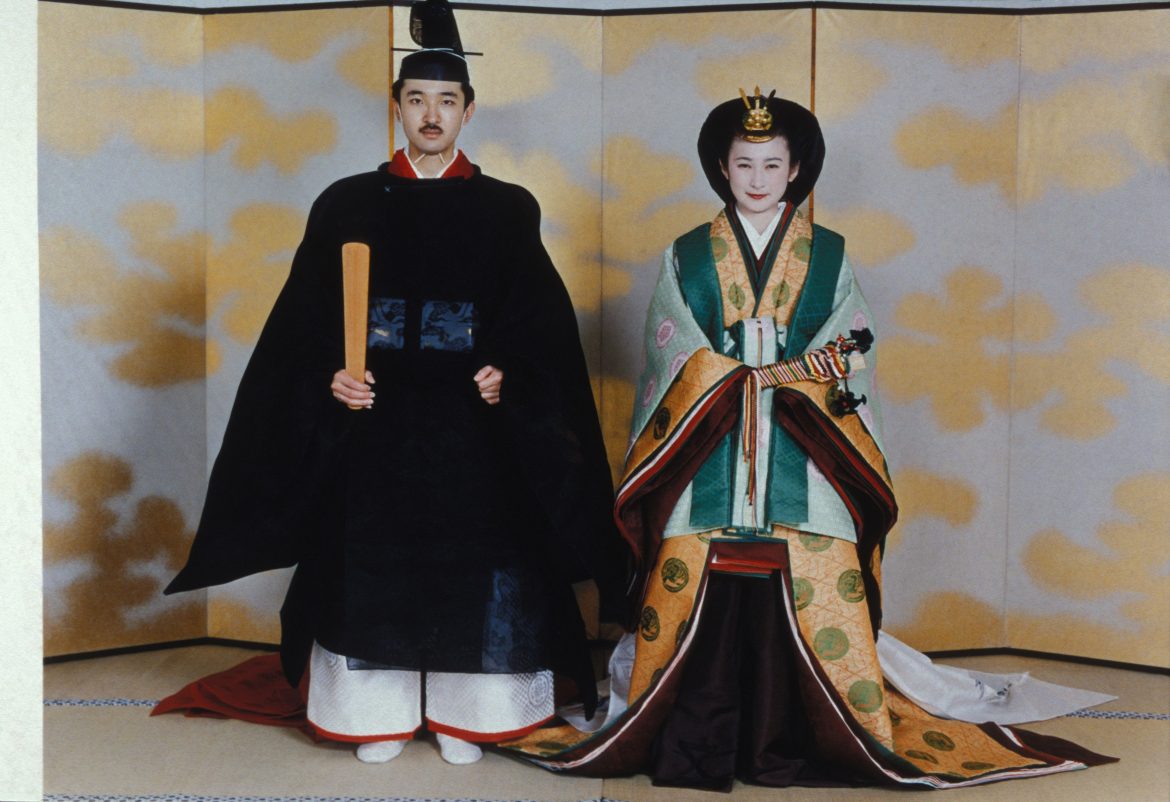 ​La historia de amor entre príncipe y plebeya que salvó a la Casa Imperial: los herederos Fumihito y Kiko de Japón cumplen 35 años de casados 