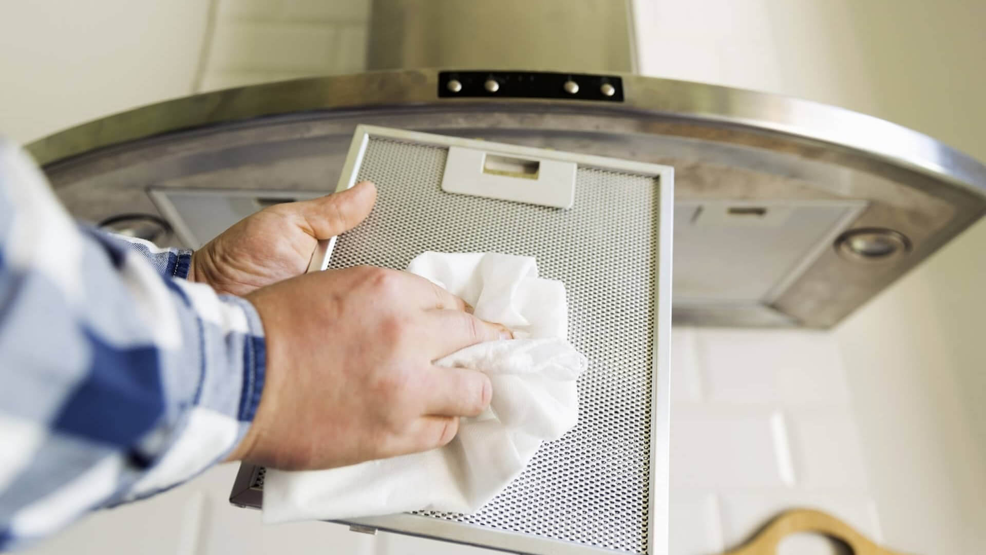 ¿Cómo limpiar la campana extractora de la cocina? Pasos y consejos