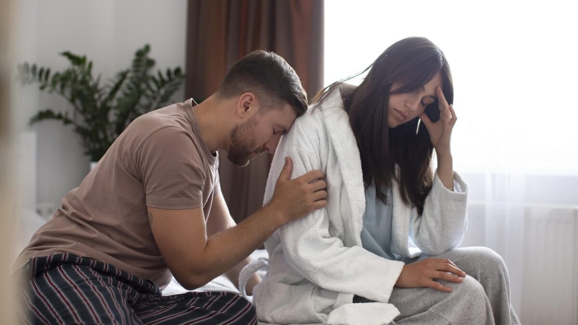 Mankeeping: la carga invisible que muchas mujeres asumen en una relación