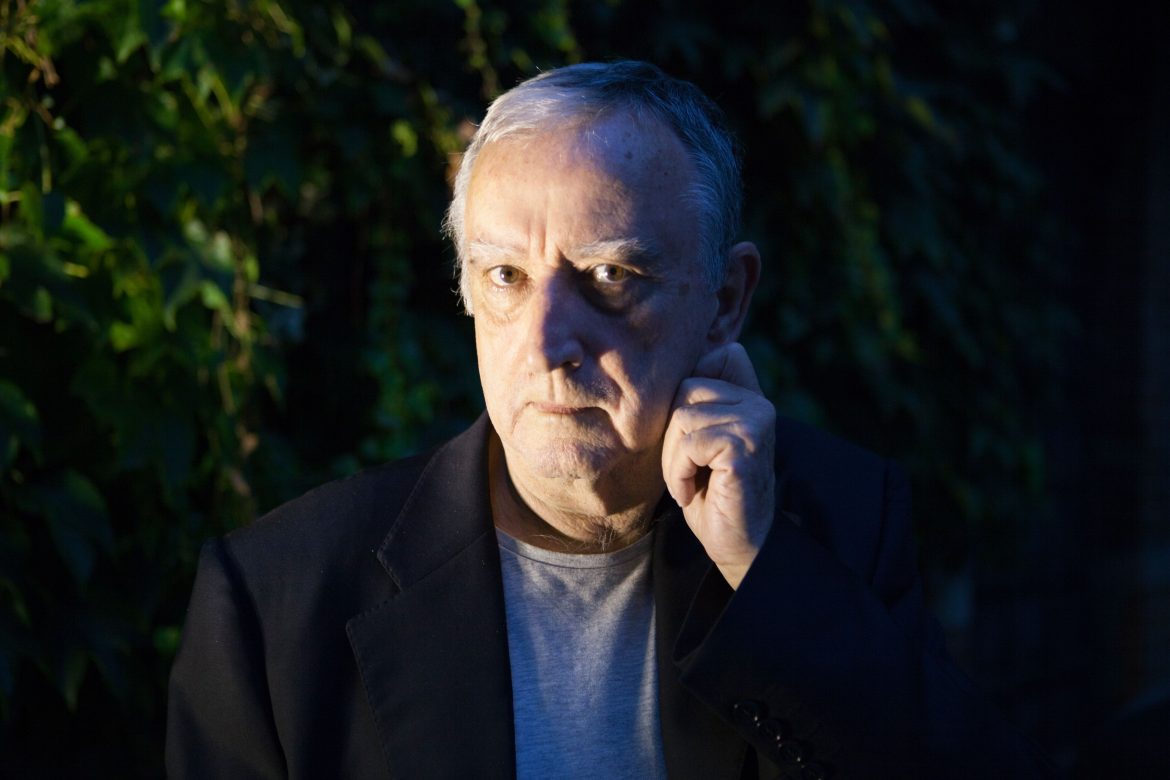 ​Diez años sin Rafael Chirbes, el narrador de la derrota, el desencanto y la corrupción 