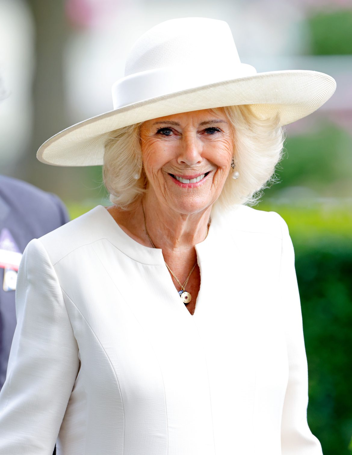 ​Las minivacaciones de Camilla: un viaje por Grecia en el Zenobia, el yate de 34 millones de euros de un milmillonario sirio 