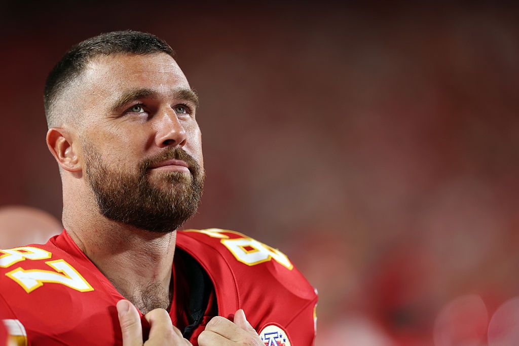 ​La otra pasión de Travis Kelce es la moda (y el marketing no se le da mal): el prometido de Taylor Swift lanza una colección tras su viralísimo anuncio de boda 