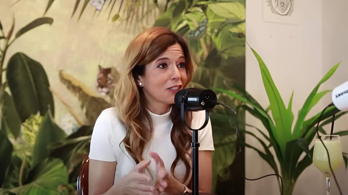 Ana Molina, dermatóloga: “Estos son los dos únicos activos que de verdad reparan y transforman tu piel mientras duermes”