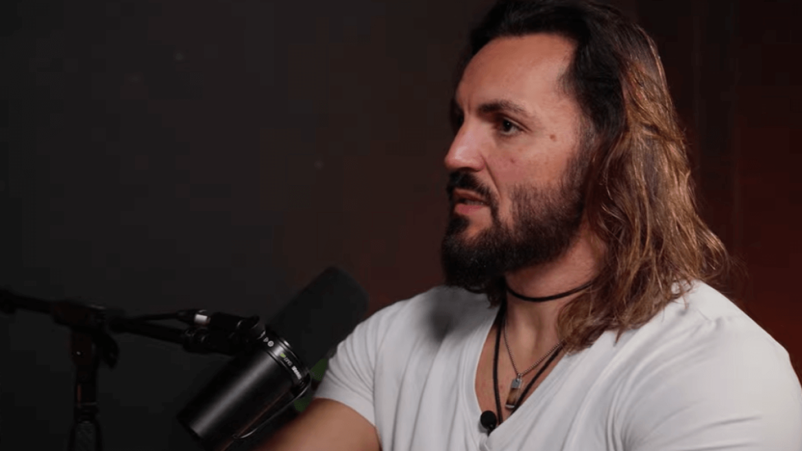 Roberto Amorosi, profesional fitness: “solo ir al gimnasio no basta para ganar masa muscular y fuerza”