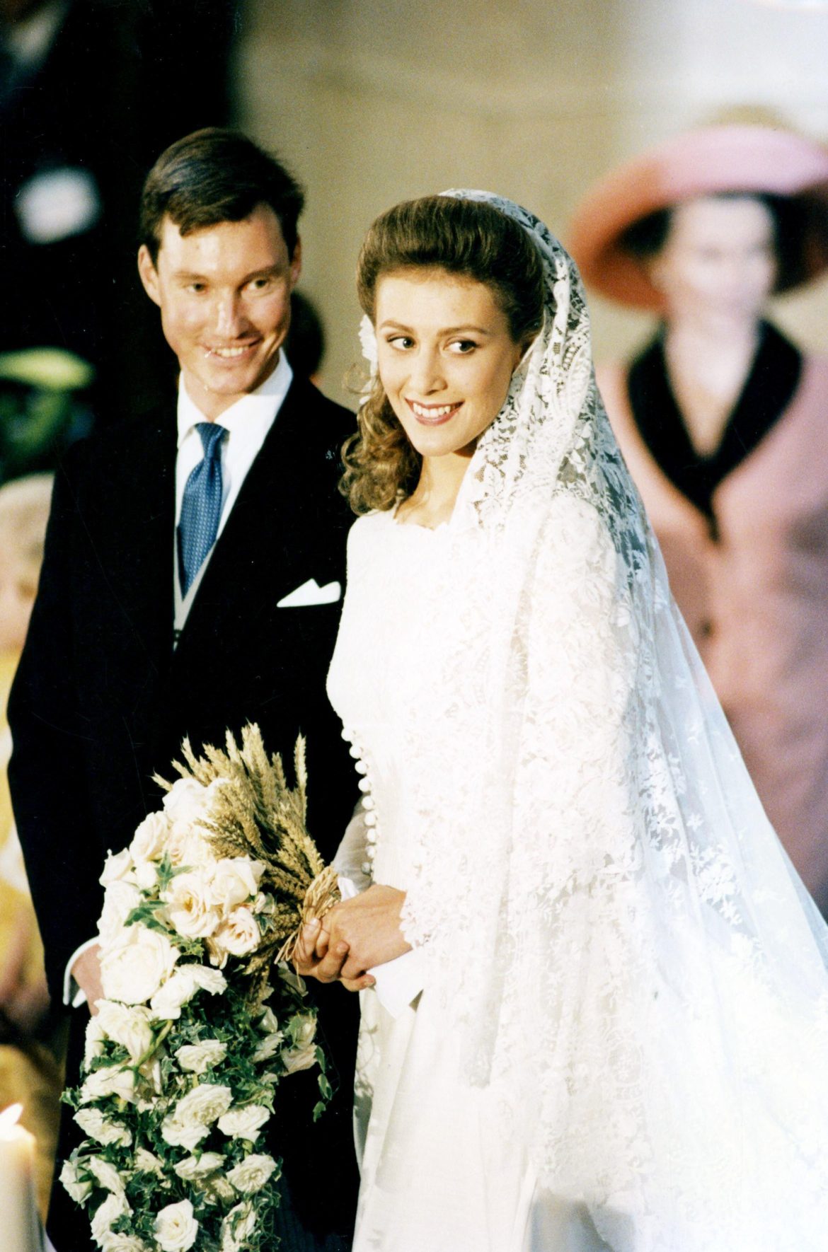 ​La gran boda de Guillermo de Luxemburgo y Sibilla Weiller (prima de Felipe VI y Alessandro Lequio): 1.200 invitados citados en Versalles y un vestido de novia de Valentino 