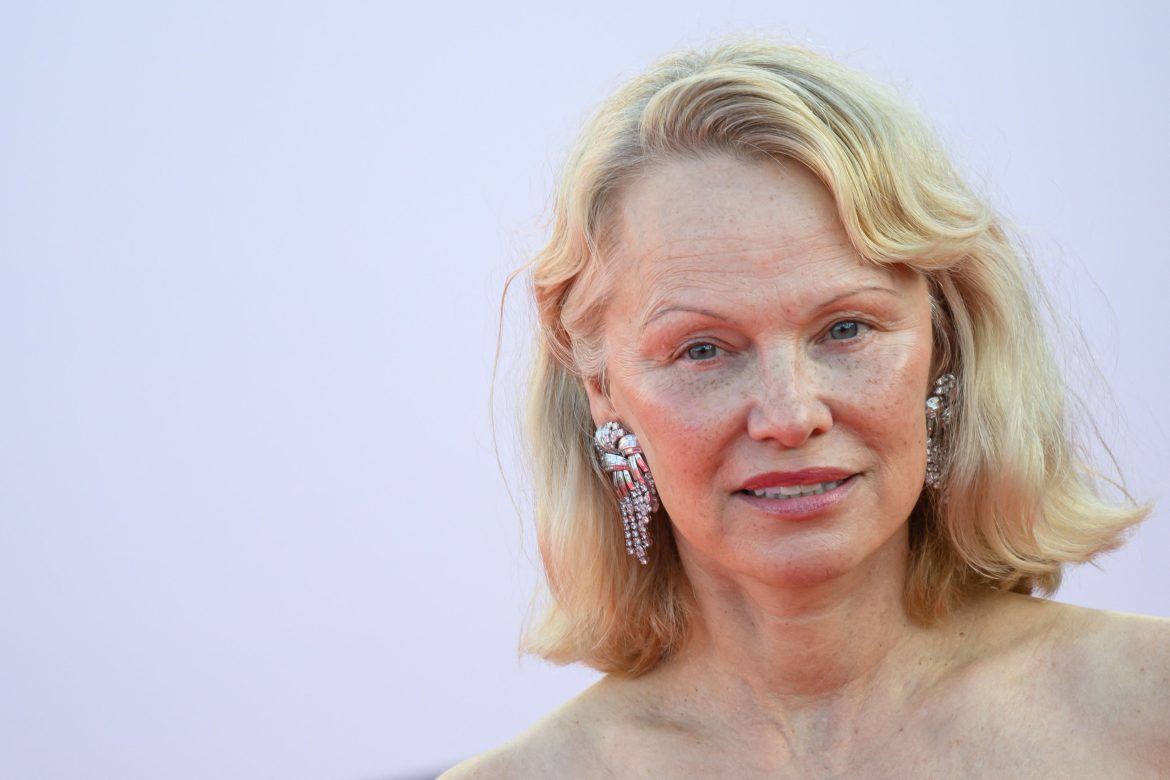 ​Pamela Anderson: “Había creado una especie de caricatura que era muy protectora. Pero no me sentía cómoda” 